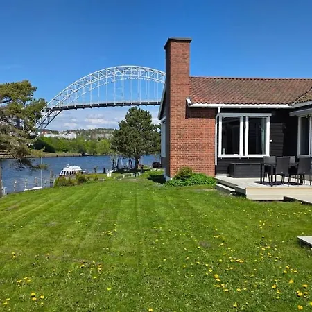 Prestelandet Feriehus *